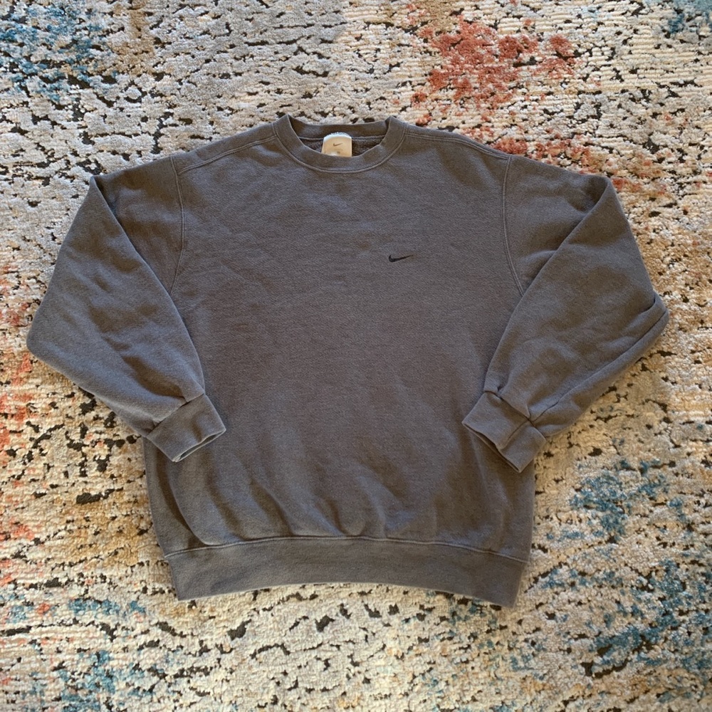 Y2K Nike Dark Grey Crewneck Sweatshirt Size Medium